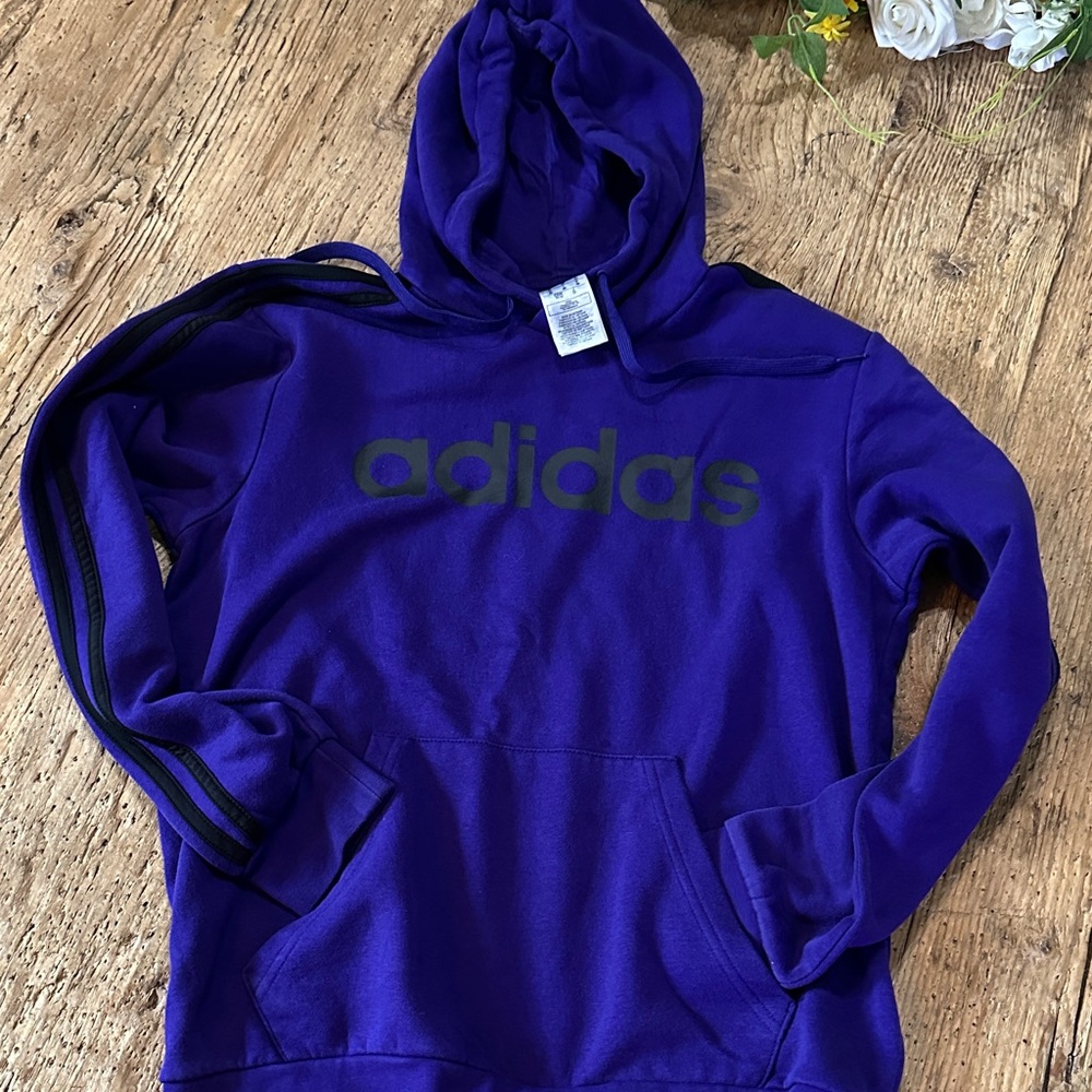 Adidas Purple Hoodie size Md              G